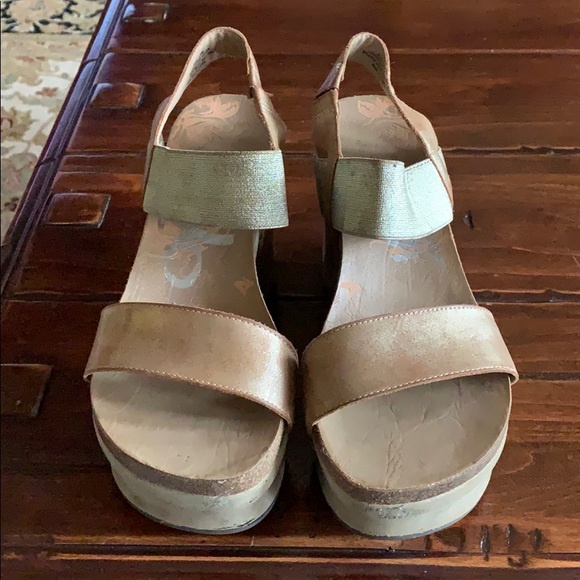 otbt wedges size 11